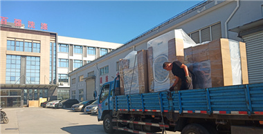 武漢客戶購(gòu)買的洗滌設(shè)備今日發(fā)貨