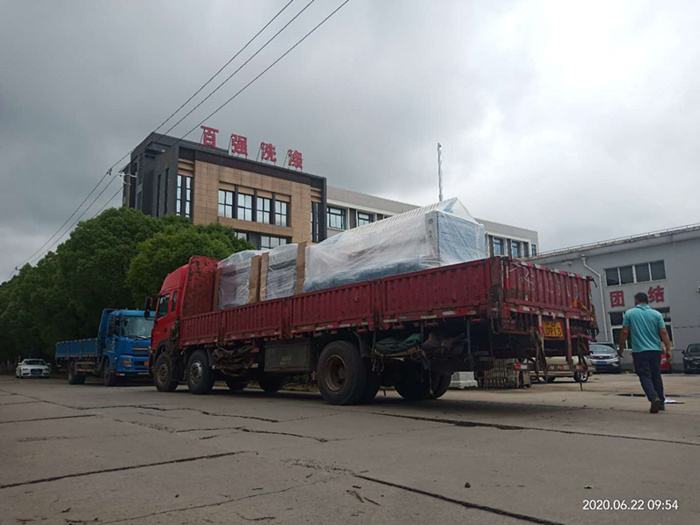 抗擊疫情 為衛(wèi)生事業(yè)添磚加瓦  百強(qiáng)洗滌設(shè)備三天發(fā)貨五地