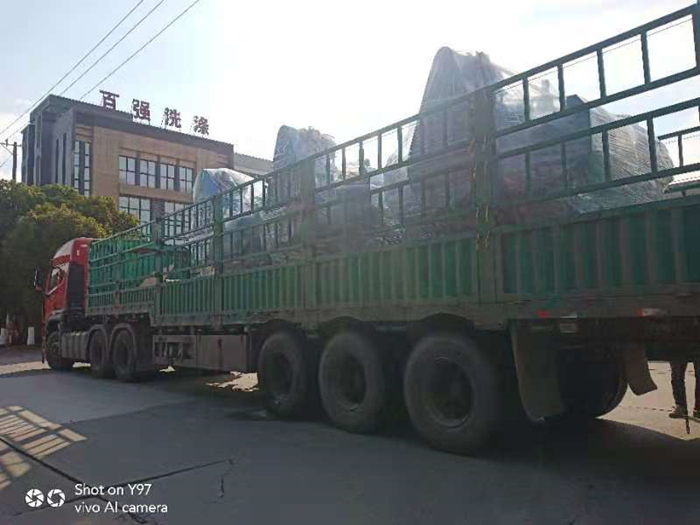 12月5日百?gòu)?qiáng)洗滌設(shè)備發(fā)貨重慶和海南瓊海兩地